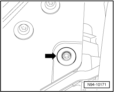 Position de montage du projecteur GT, GTI avec lave-projecteur et R32 : rectification