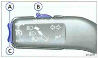 Fig. 144 À gauche sur la colonne de direction : touches et commande du